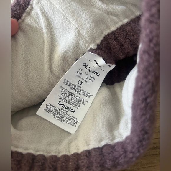 Columbia Woman’s Pom Beanie – Mauve & Cream Fuzzy Knit Winter Hat- NWT - Picture 4 of 4